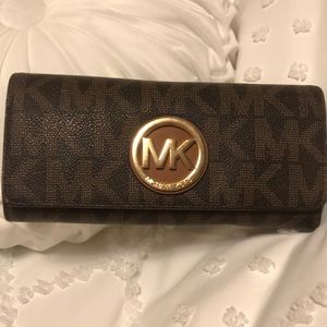 Michael Kors wallet